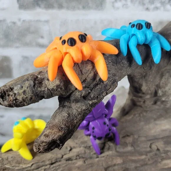 Tiny Spiders FUN SIZE | Halloween Decor | Fun Fidget Toy | 3D Printed - Picture 4 of 11